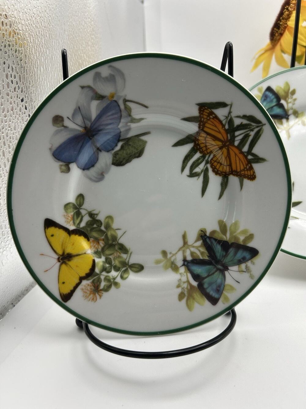 6” Butterfly Plates. Vintage.national Wildlife Federation.